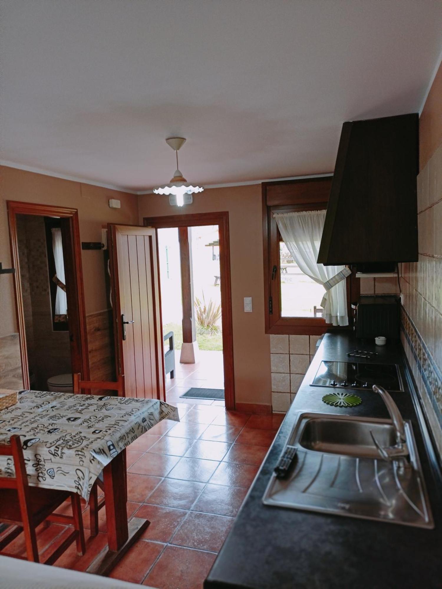 Apartamentos El Castaneu Corao Kültér fotó
