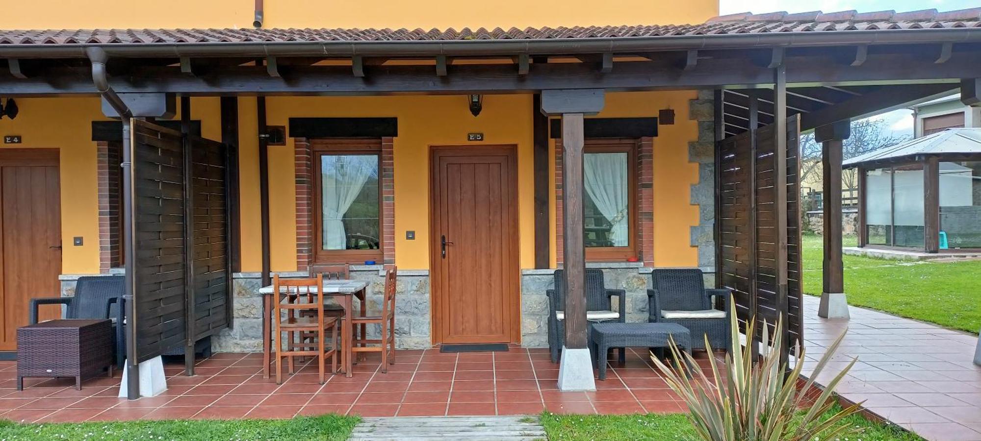 Apartamentos El Castaneu Corao Kültér fotó