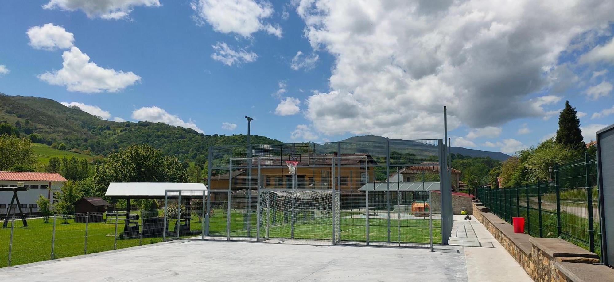Apartamentos El Castaneu Corao Kültér fotó