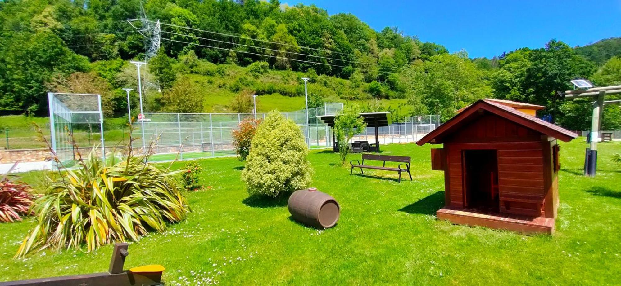 Apartamentos El Castaneu Corao Kültér fotó